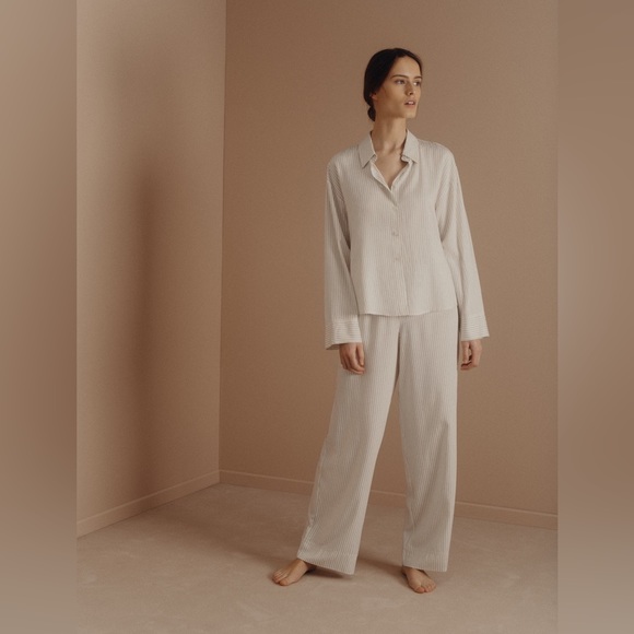 Zara Intimates & Sleepwear Zara White Cotton Shadow Striped Pajama